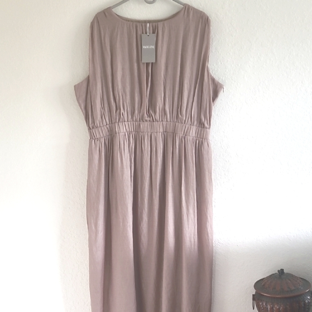 Madeleine Maxi Dress. Scoop Neck. Taupe Brown. Sz. 18.  NWT. Scandi Girl.